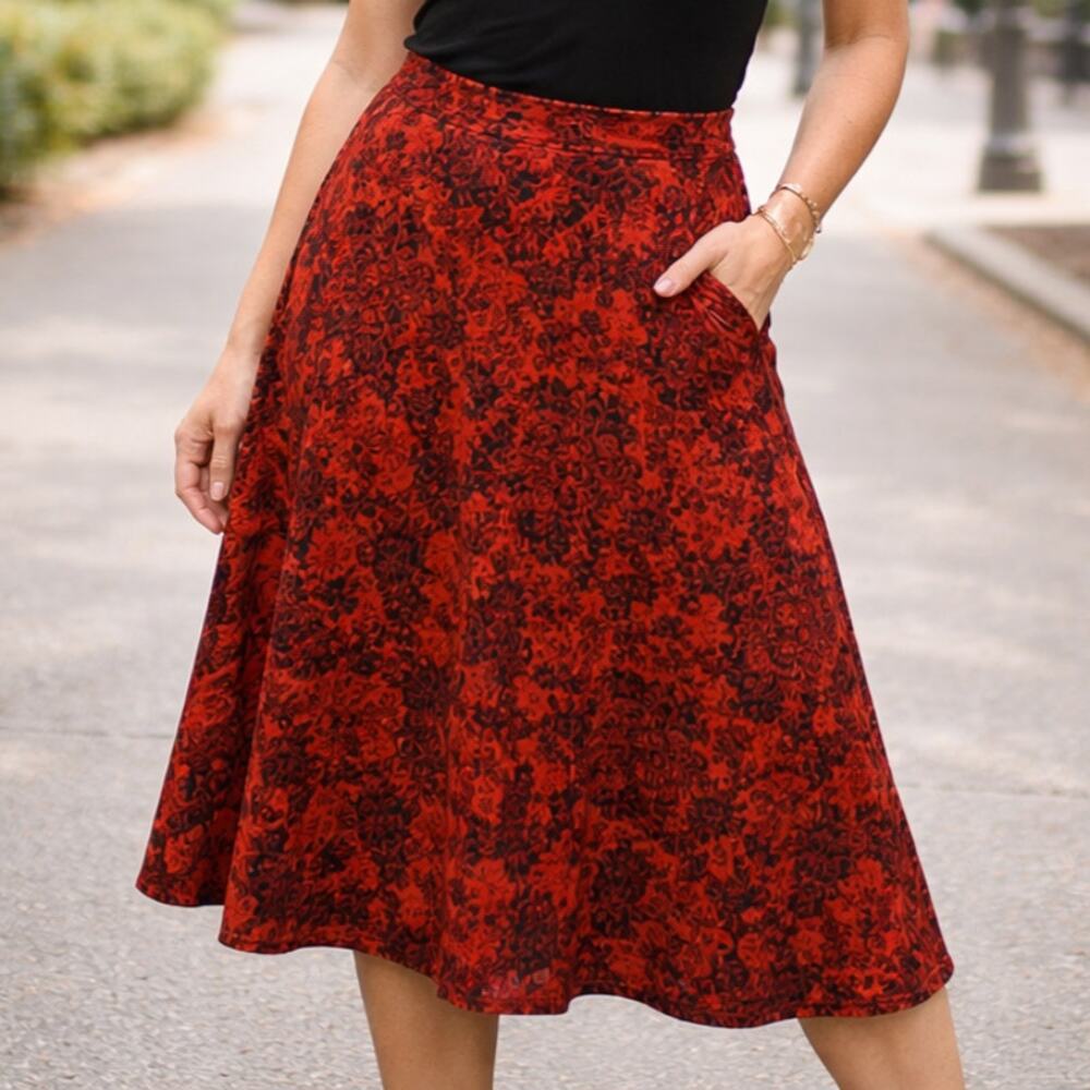 C10 LuLaRoe Azure Red Black Street-Length Skirt Flowy Casual Large NWT